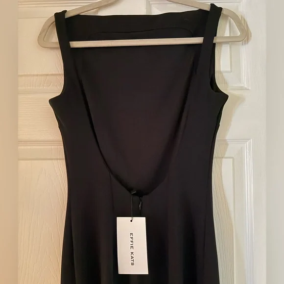 Sophisticated Black Maxi Dress - Picture 6 of 6